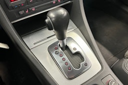 Harmaa Audi A4 2005 kuva 17.