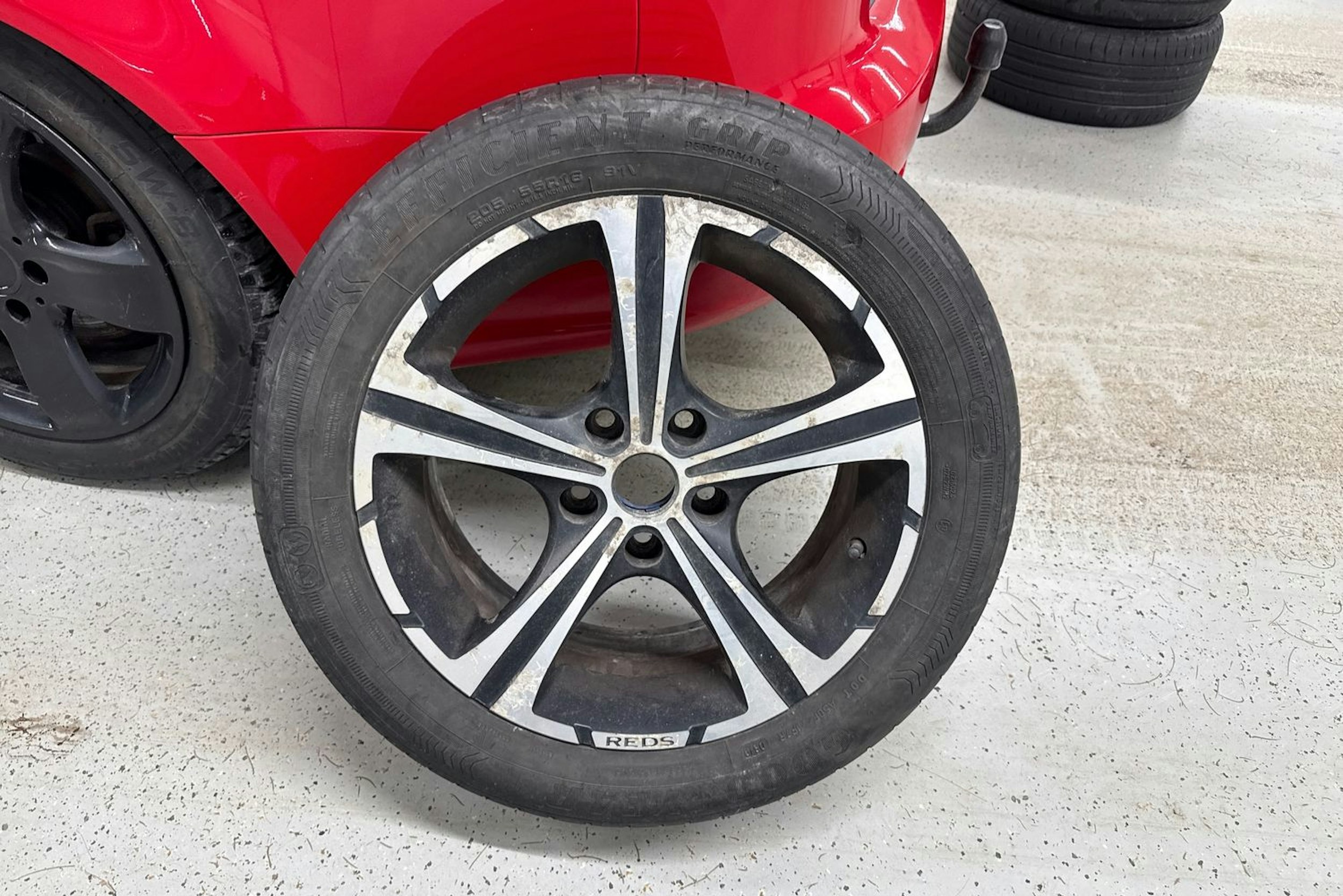 Punainen Audi A4 2006 kuva 10.