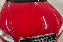 Punainen Audi A4 2006 kuva 19.