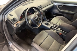 harmaa Audi A4 2006 kuva 6.
