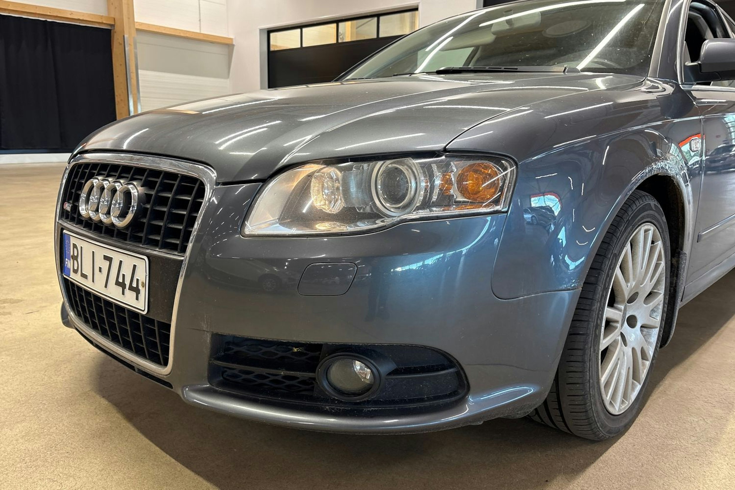 harmaa Audi A4 2006 kuva 20.