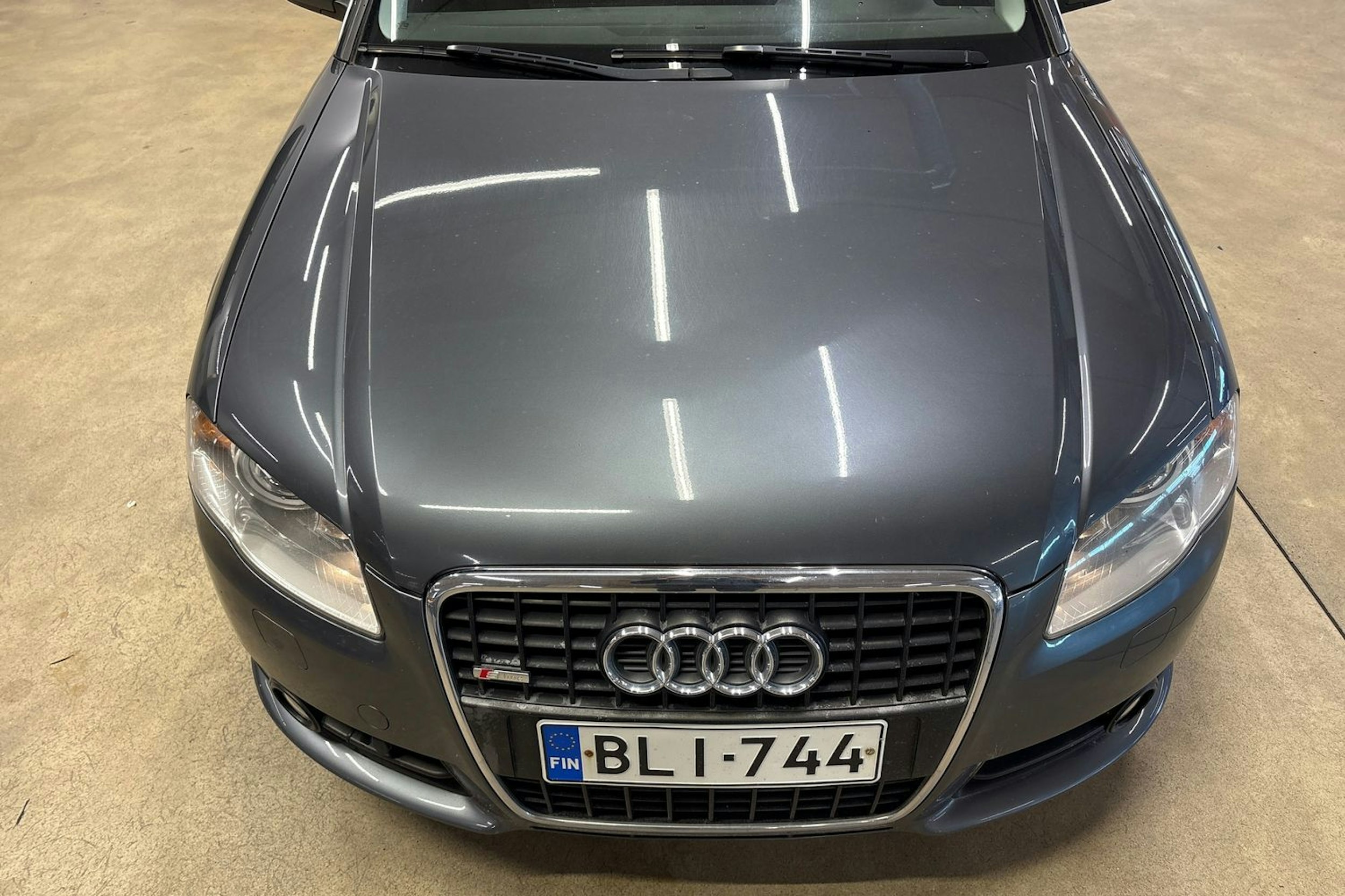 harmaa Audi A4 2006 kuva 21.