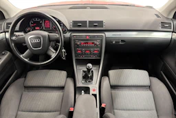 punainen Audi A4 2006 kuva 7.