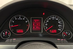 punainen Audi A4 2006 kuva 14.