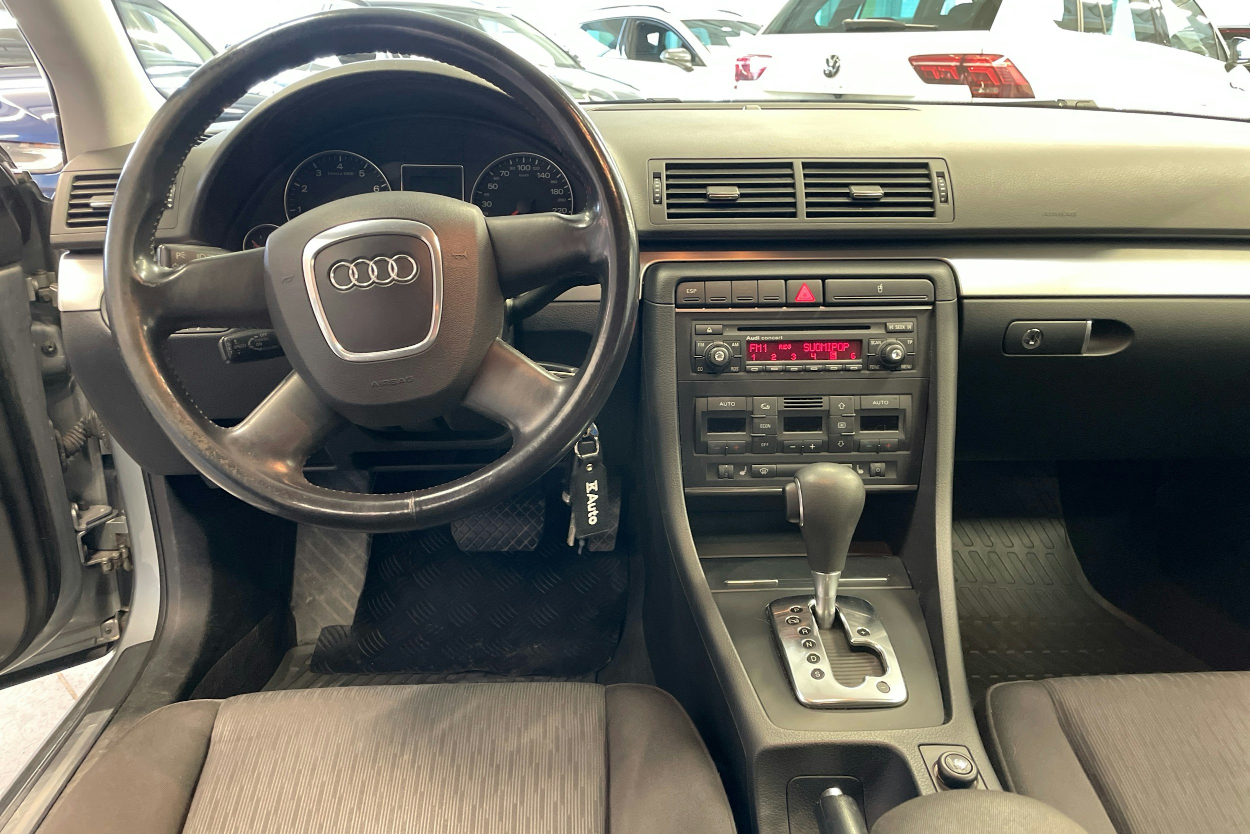 Harmaa Audi A4 2006 kuva 7.