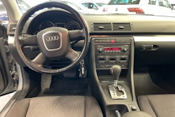 Harmaa Audi A4 2006 kuva 7.