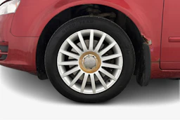 Punainen Audi A4 2006 kuva 9.