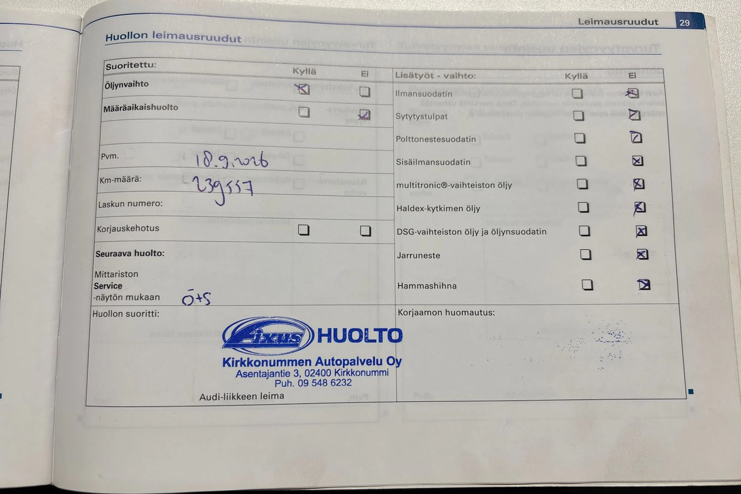 Punainen Audi A4 2006 kuva 29.
