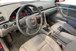 punainen Audi A4 2006 kuva 6.