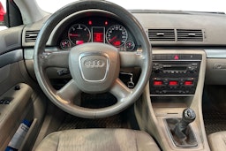 punainen Audi A4 2006 kuva 7.