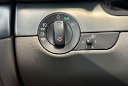 punainen Audi A4 2006 kuva 12.