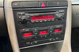 punainen Audi A4 2006 kuva 15.