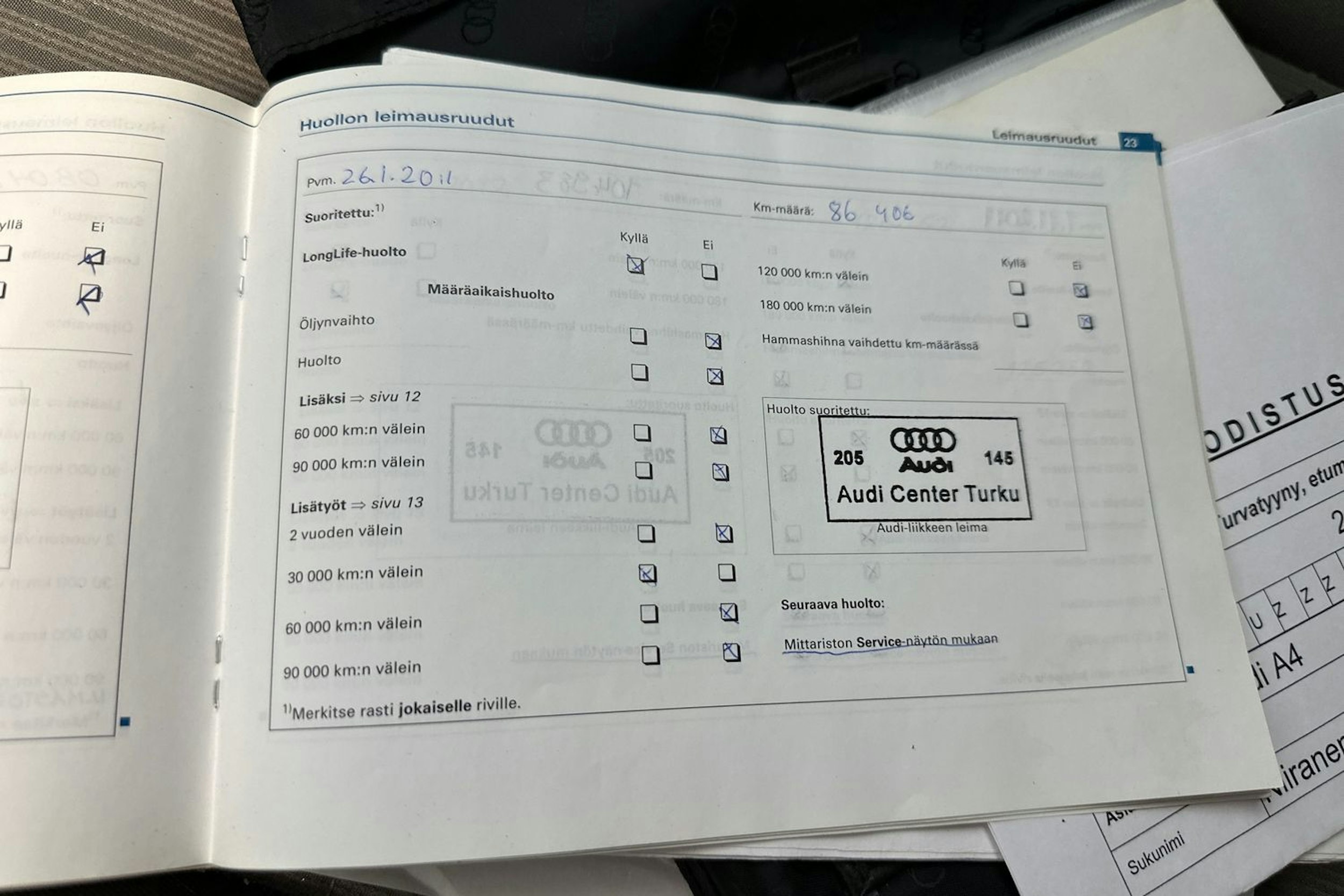 punainen Audi A4 2006 kuva 21.