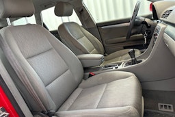 punainen Audi A4 2006 kuva 34.
