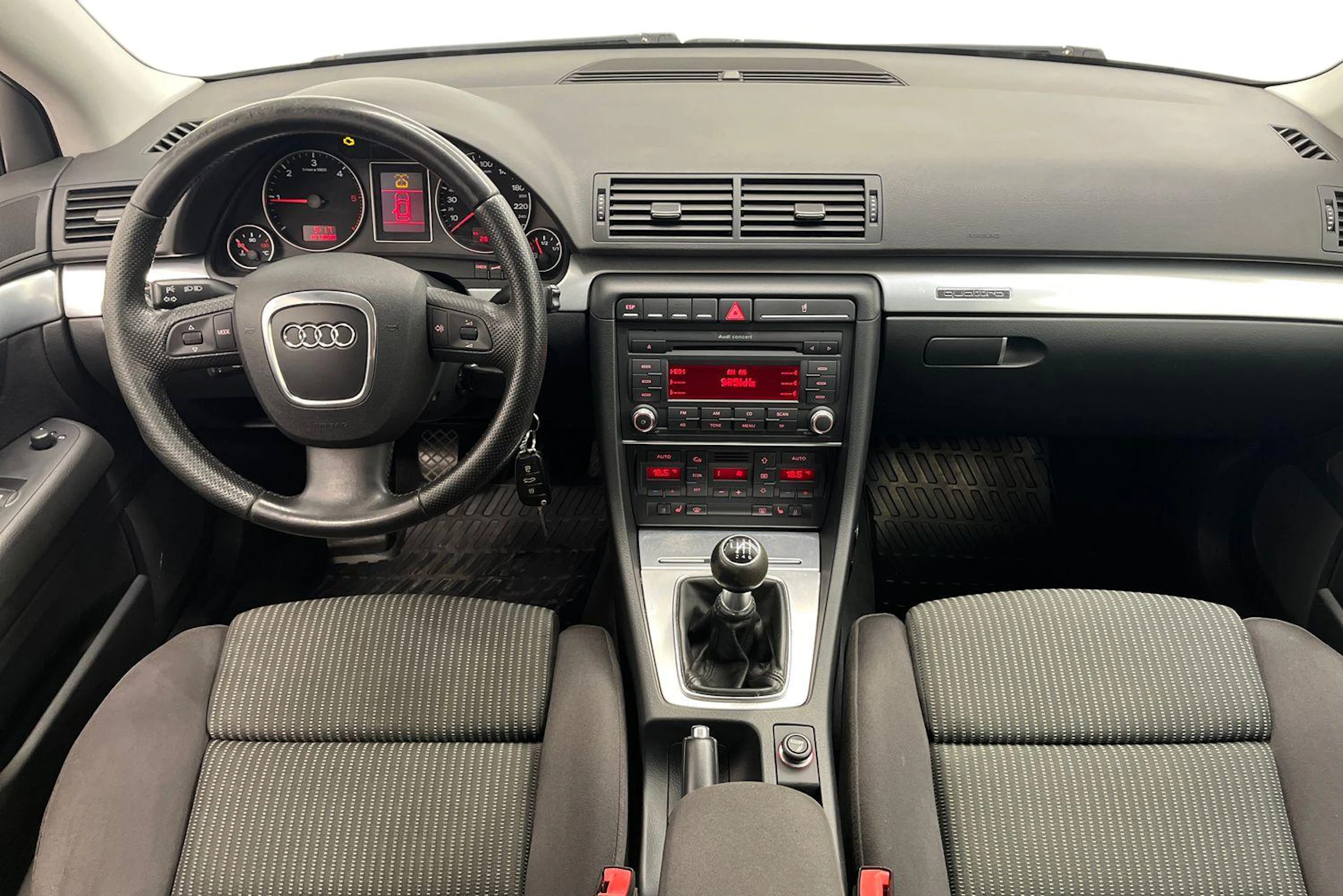 Hopea Audi A4 2007 kuva 7.