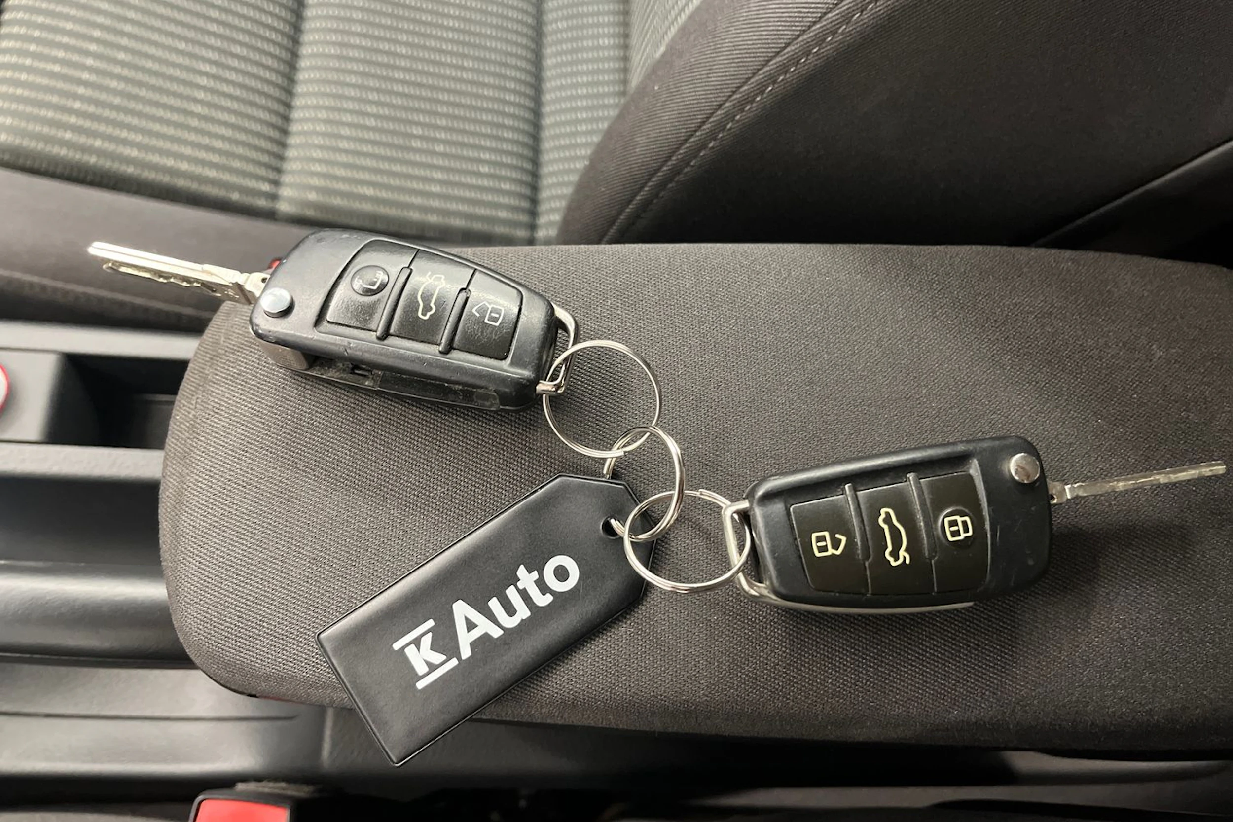 Hopea Audi A4 2007 kuva 44.