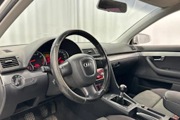 valkoinen Audi A4 2007 kuva 10.