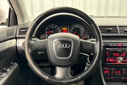 valkoinen Audi A4 2007 kuva 12.