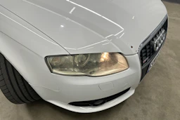 valkoinen Audi A4 2007 kuva 26.
