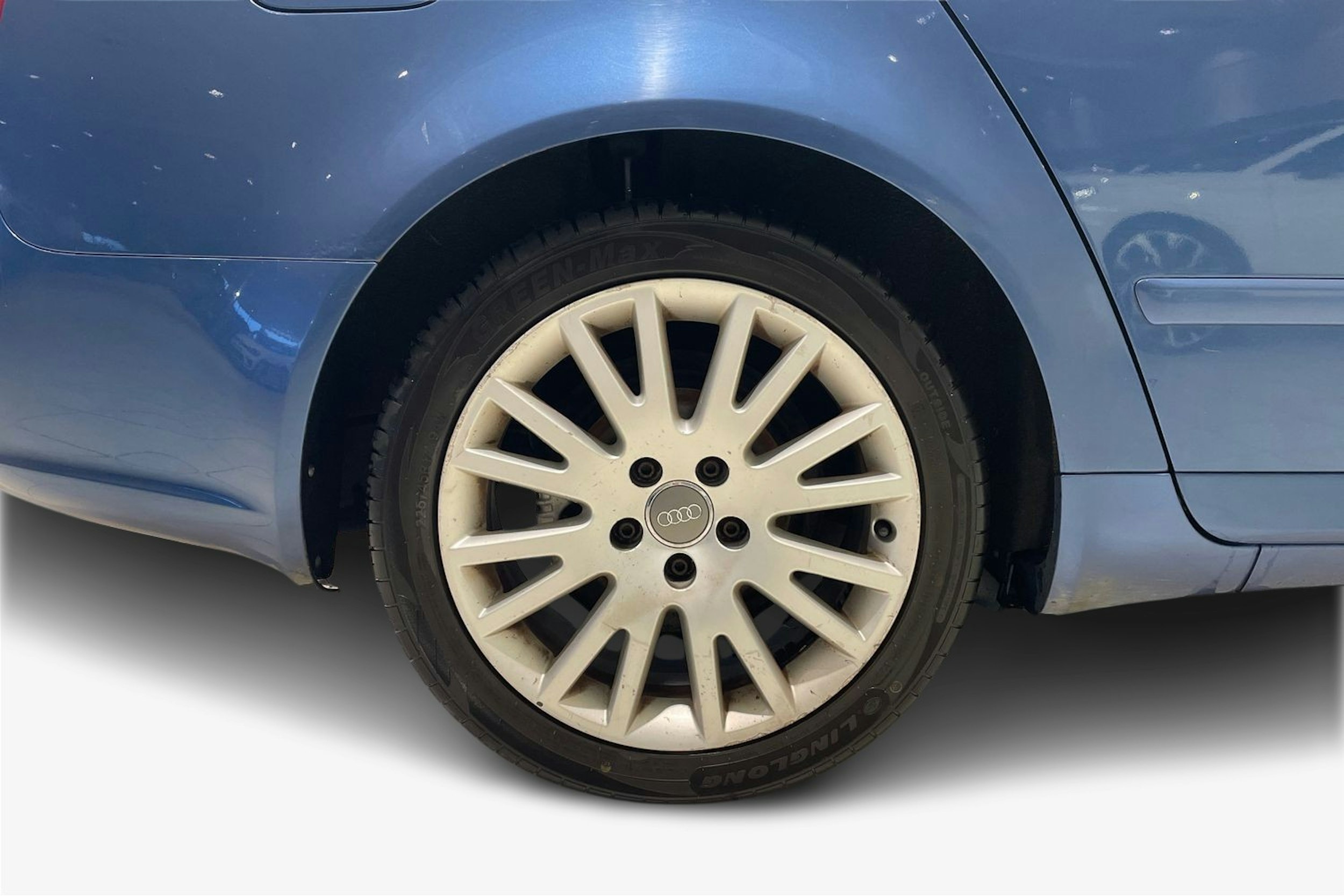 sininen Audi A4 2007 kuva 9.