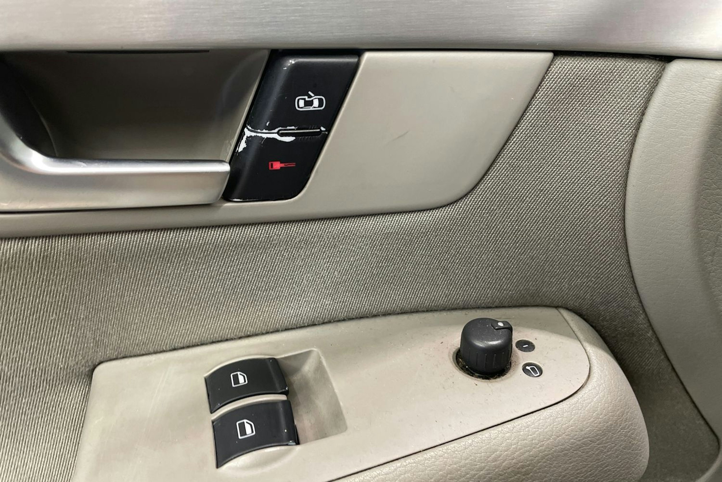 sininen Audi A4 2007 kuva 22.