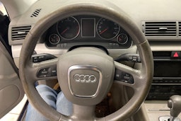 sininen Audi A4 2007 kuva 24.