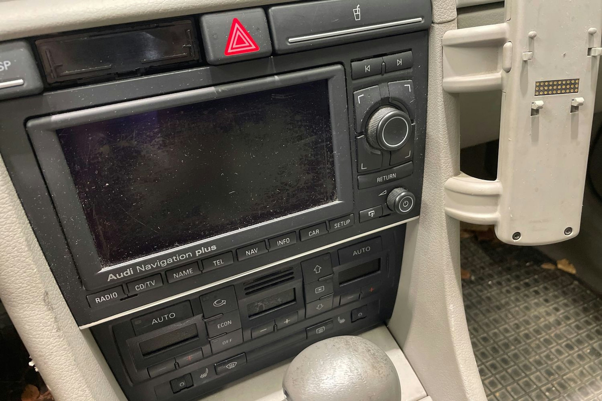 sininen Audi A4 2007 kuva 25.