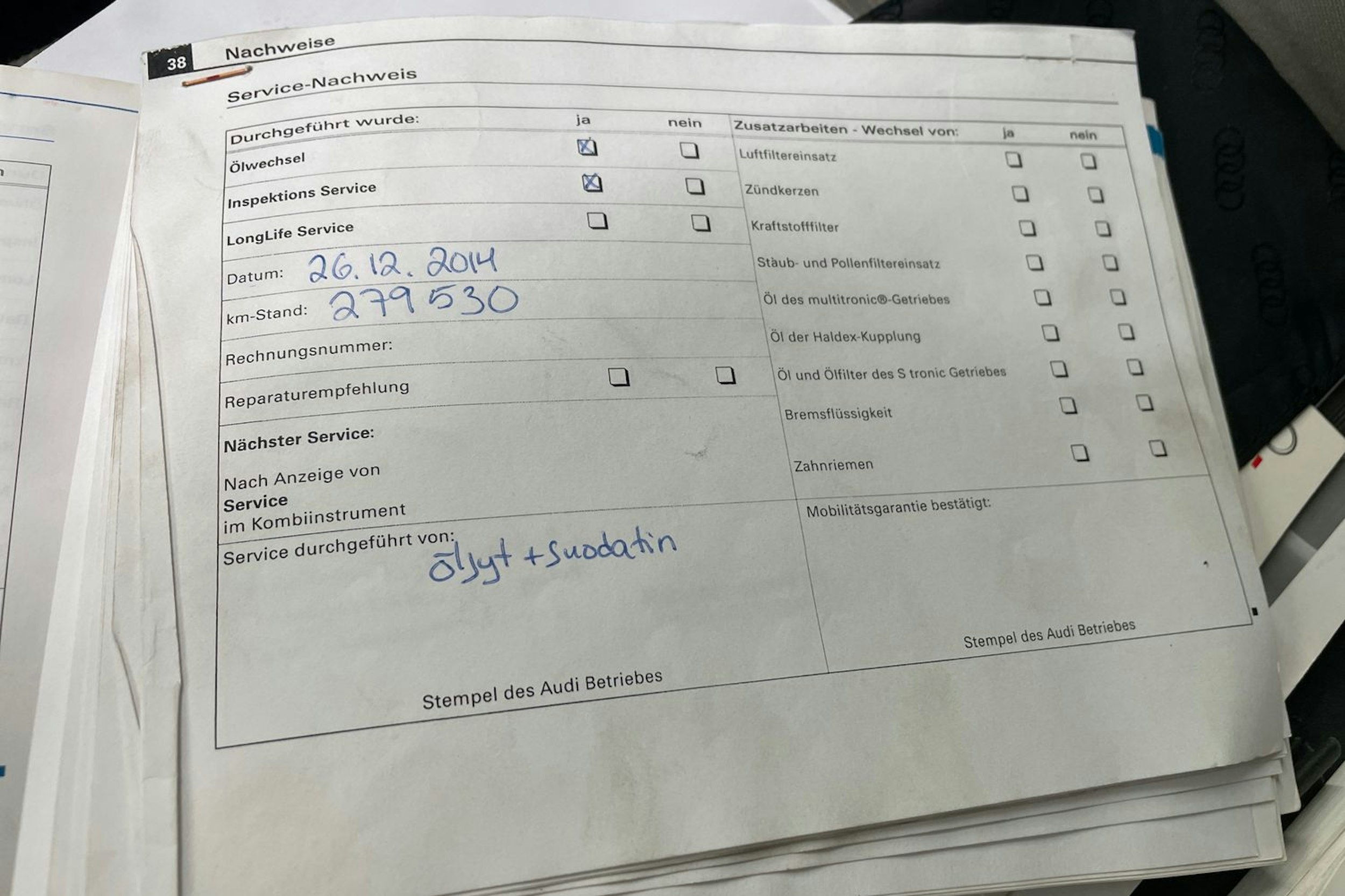 sininen Audi A4 2007 kuva 32.