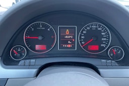 sininen Audi A4 2007 kuva 40.