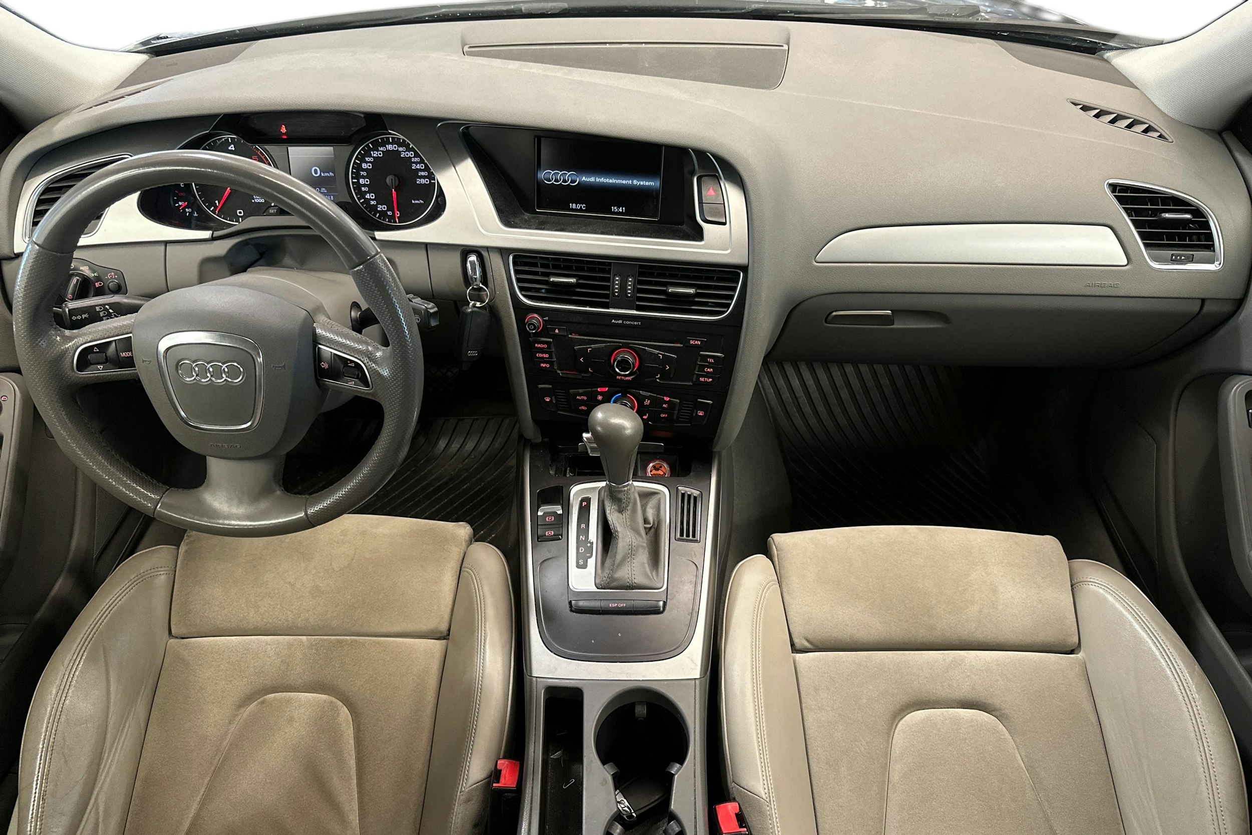 Harmaa Audi A4 2008 kuva 7.