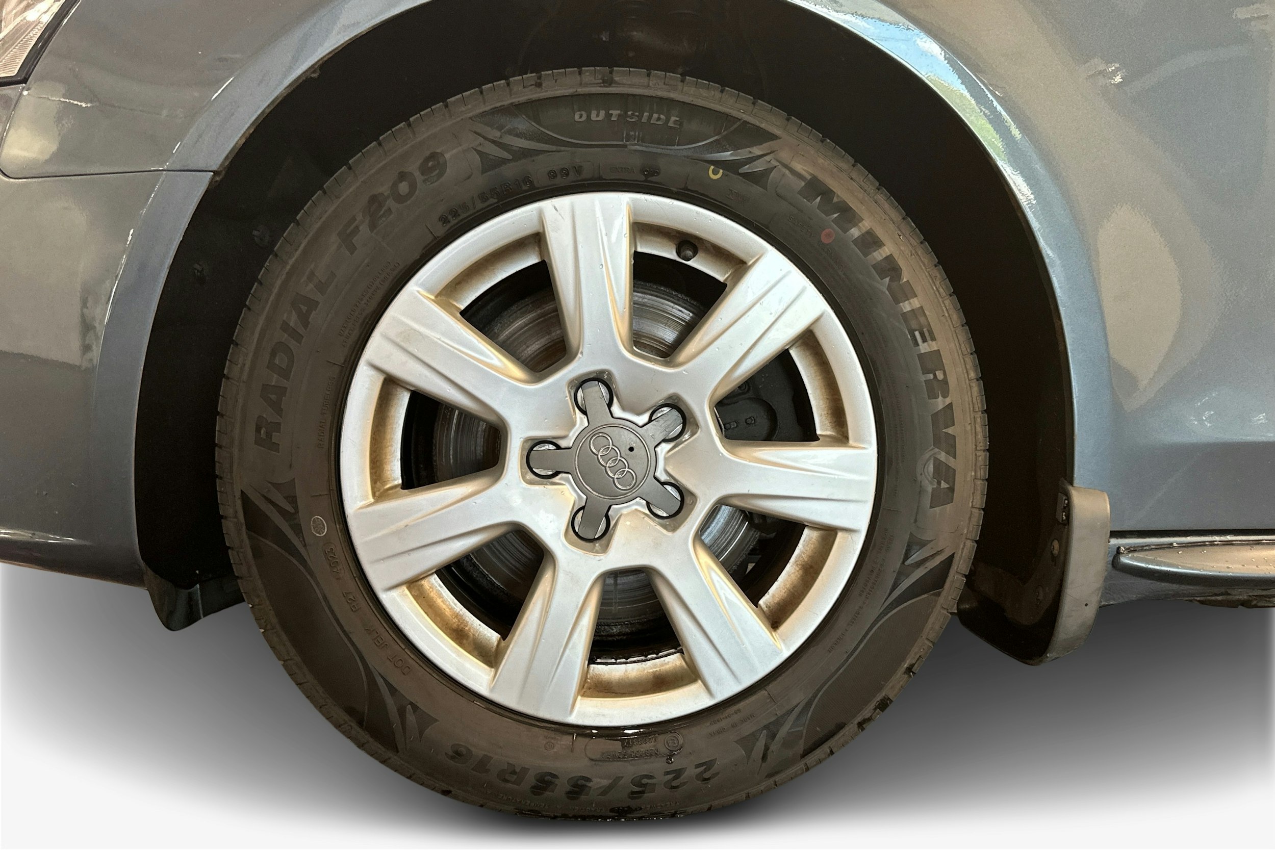 Harmaa Audi A4 2008 kuva 9.