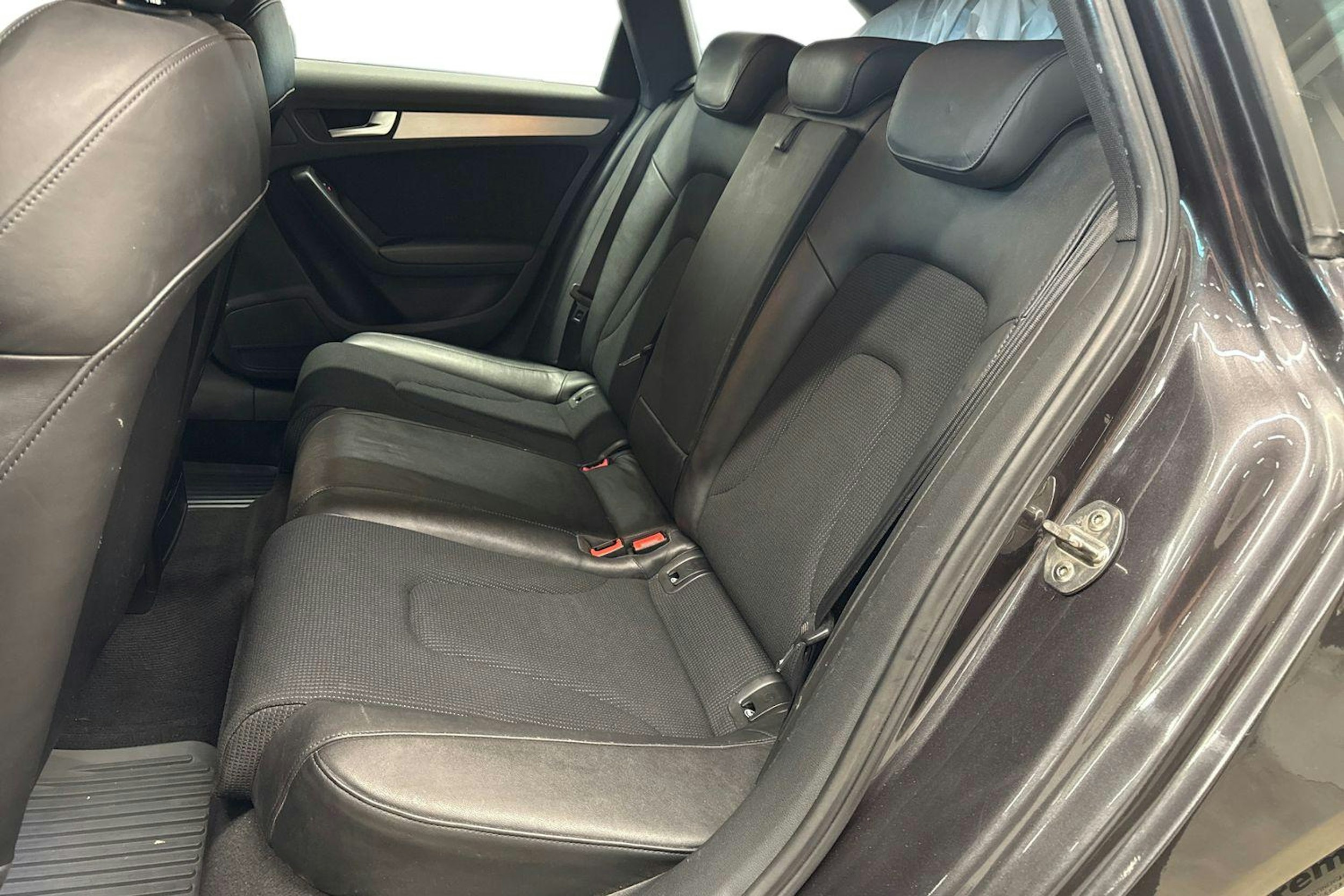 harmaa Audi A4 2008 kuva 10.