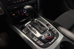 harmaa Audi A4 2008 kuva 18.