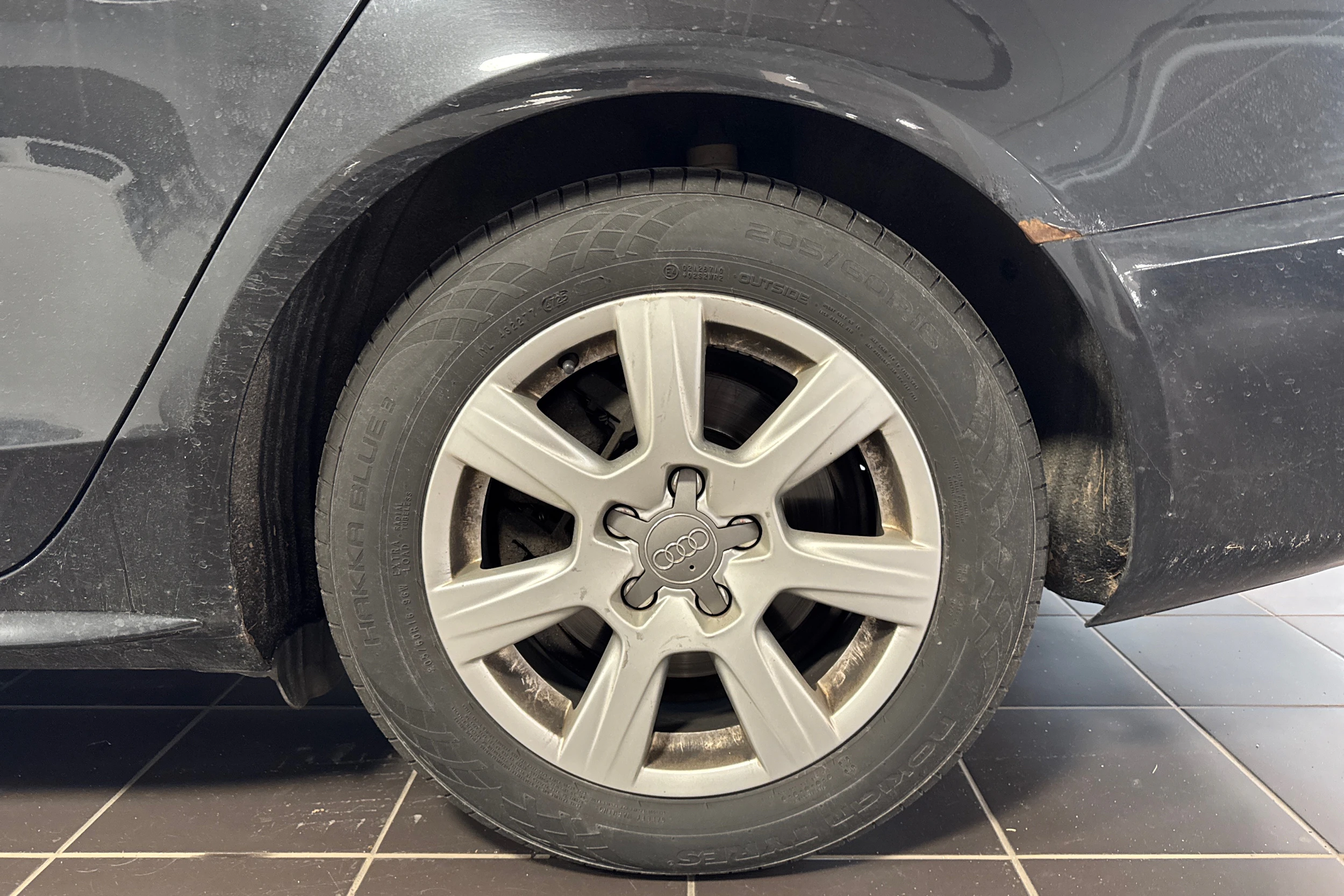 Musta Audi A4 2008 kuva 10.