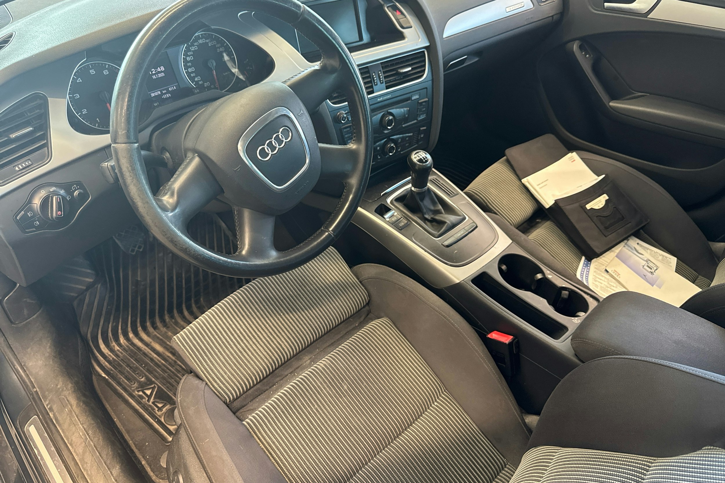 Harmaa Audi A4 2008 kuva 6.