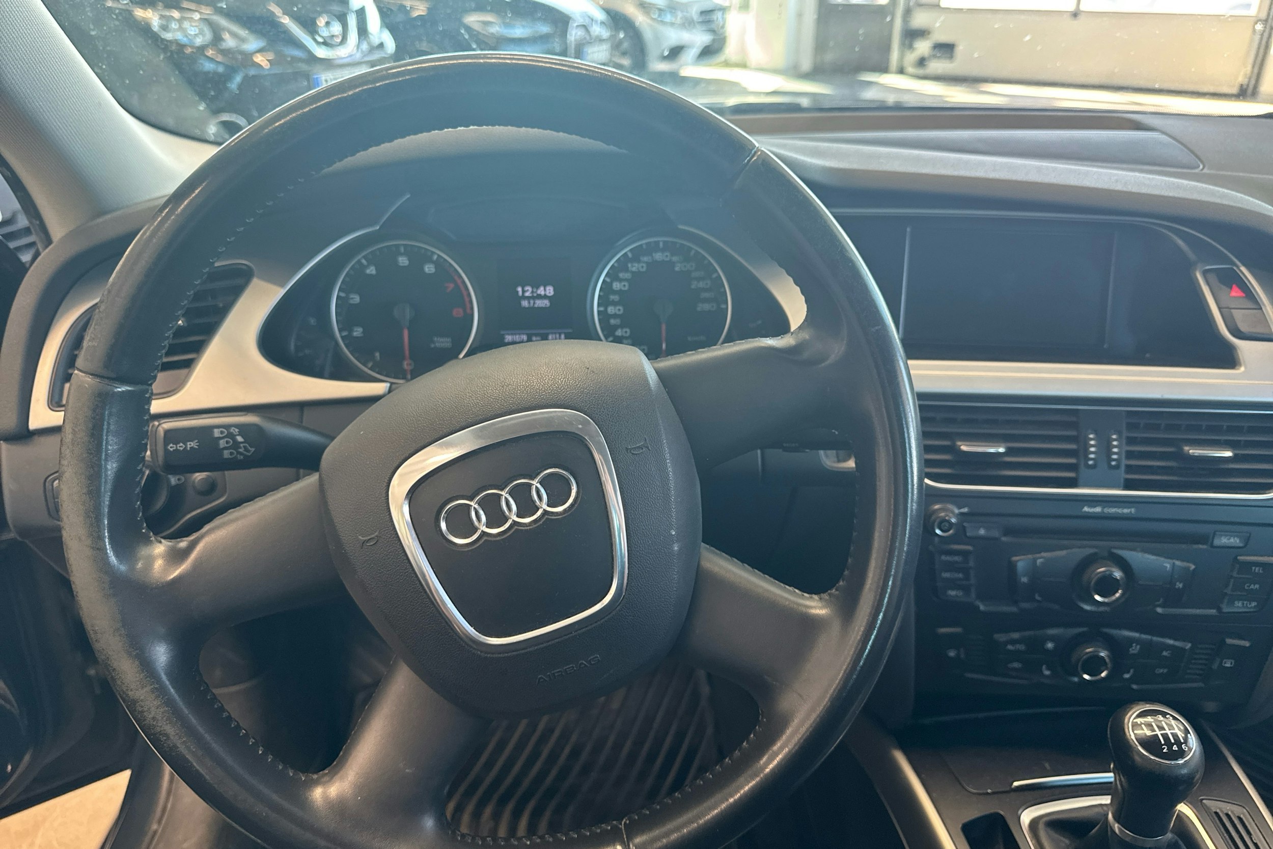 Harmaa Audi A4 2008 kuva 11.