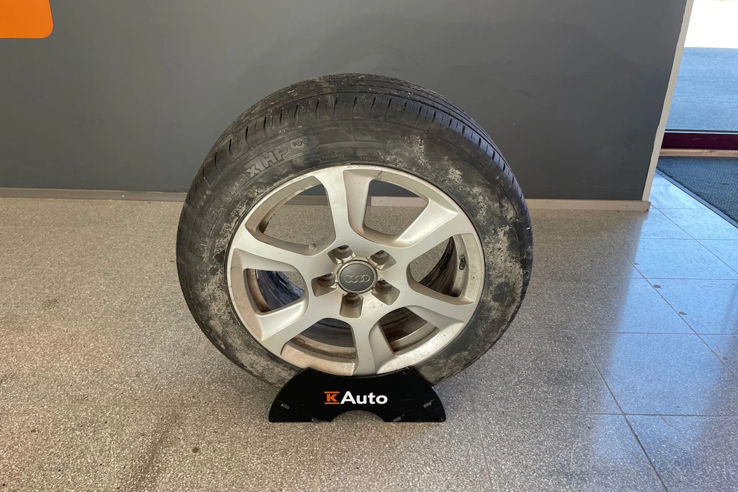 Sininen Audi A4 2008 kuva 24.