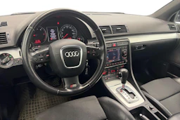 Musta Audi A4 2008 kuva 6.