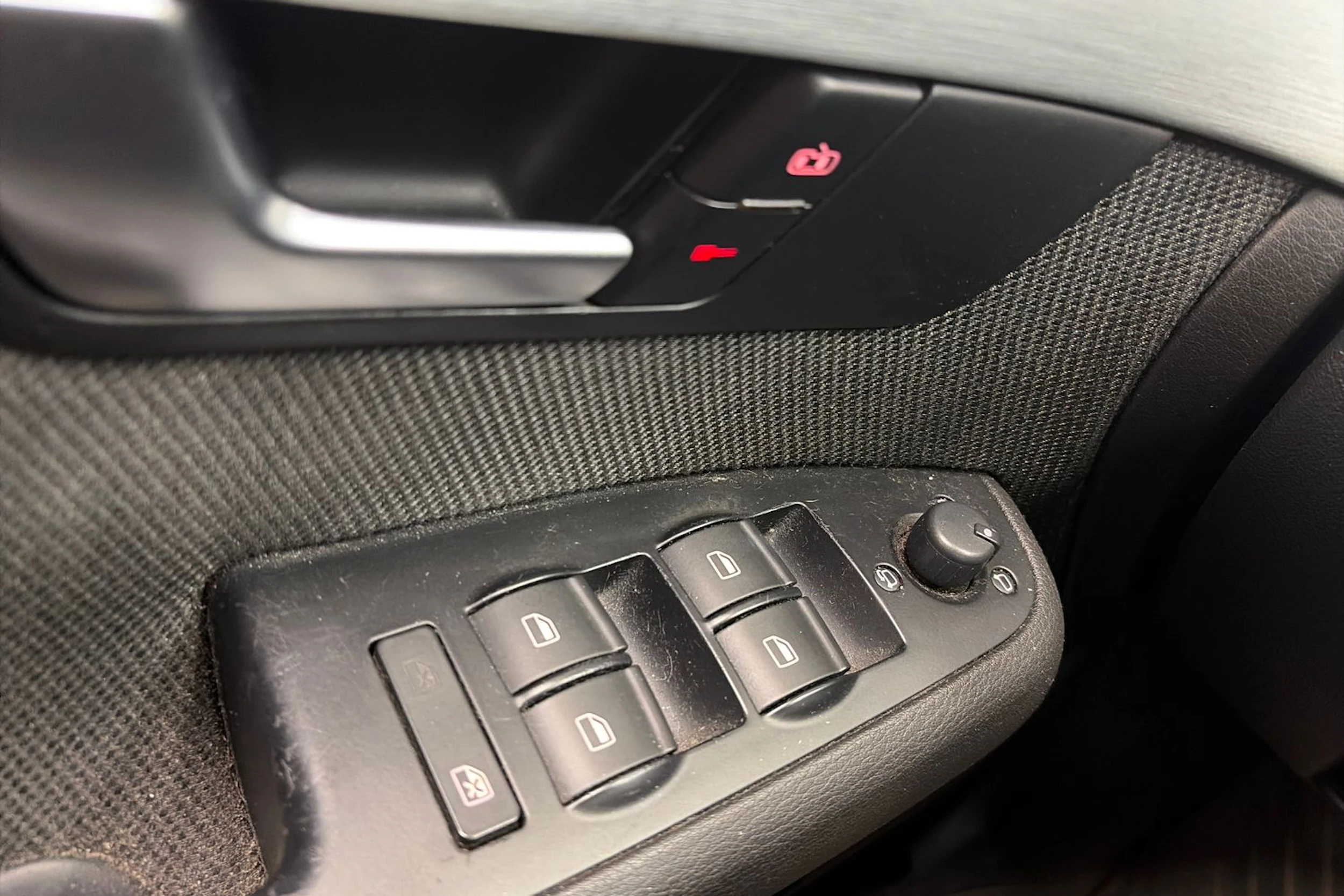 Musta Audi A4 2008 kuva 27.