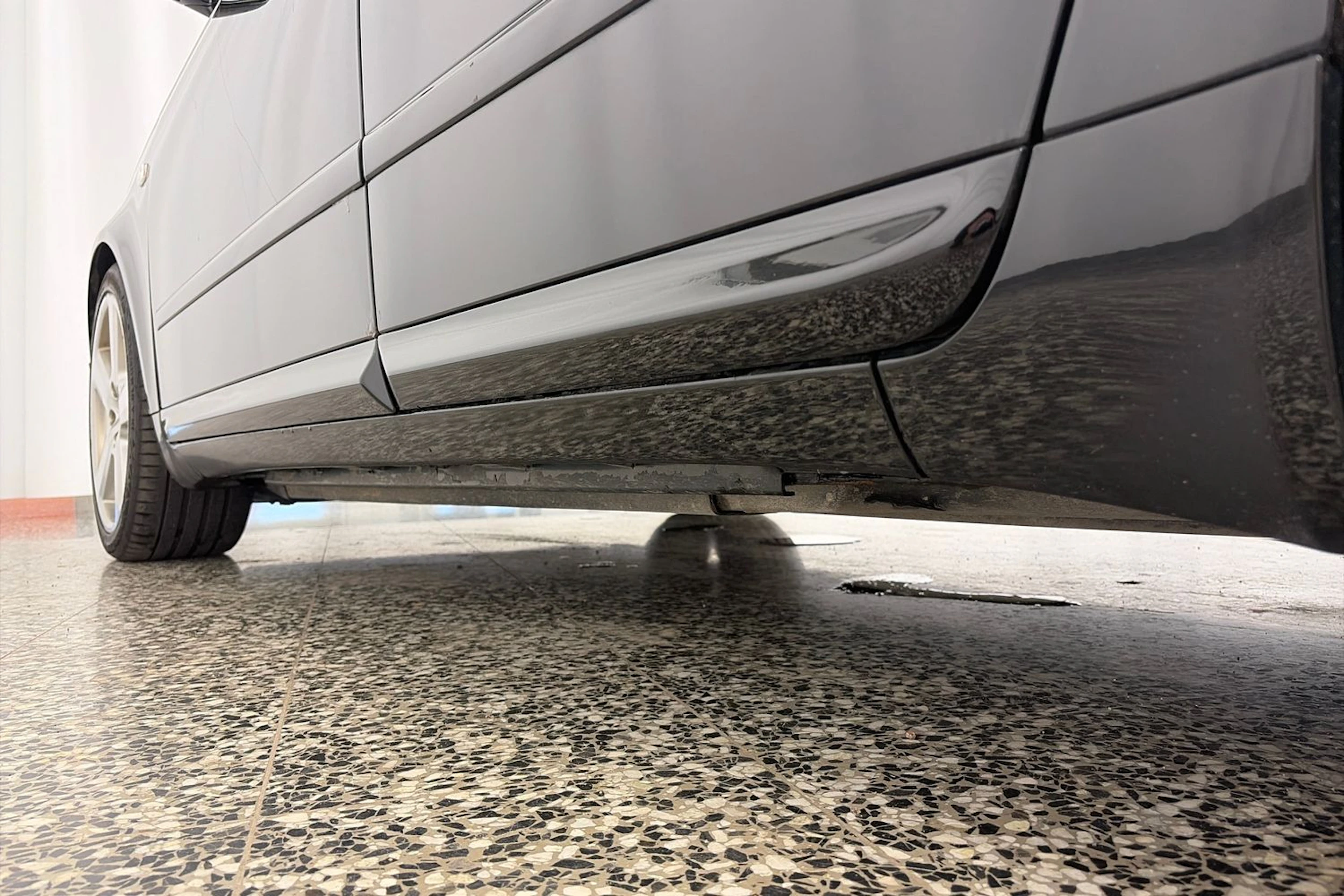 Musta Audi A4 2008 kuva 34.