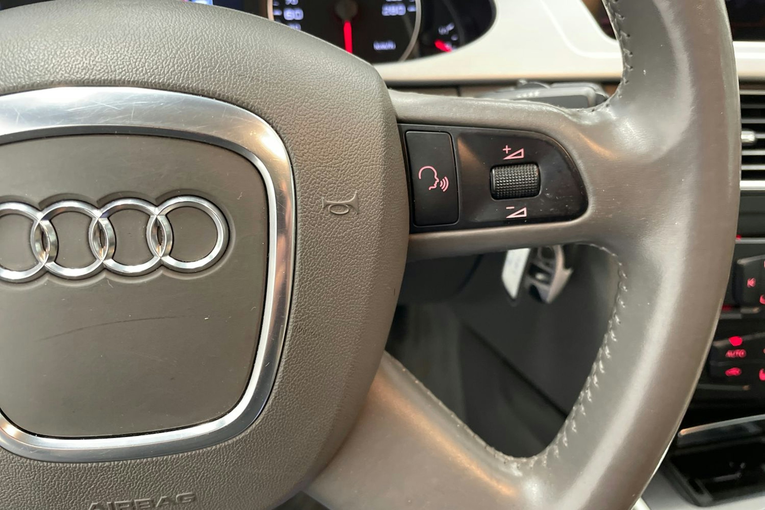 harmaa Audi A4 2008 kuva 15.