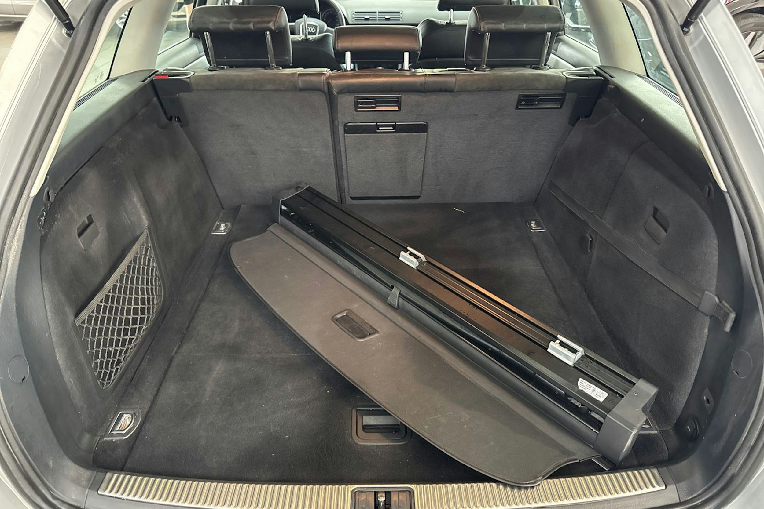 Hopea Audi A4 2008 kuva 18.