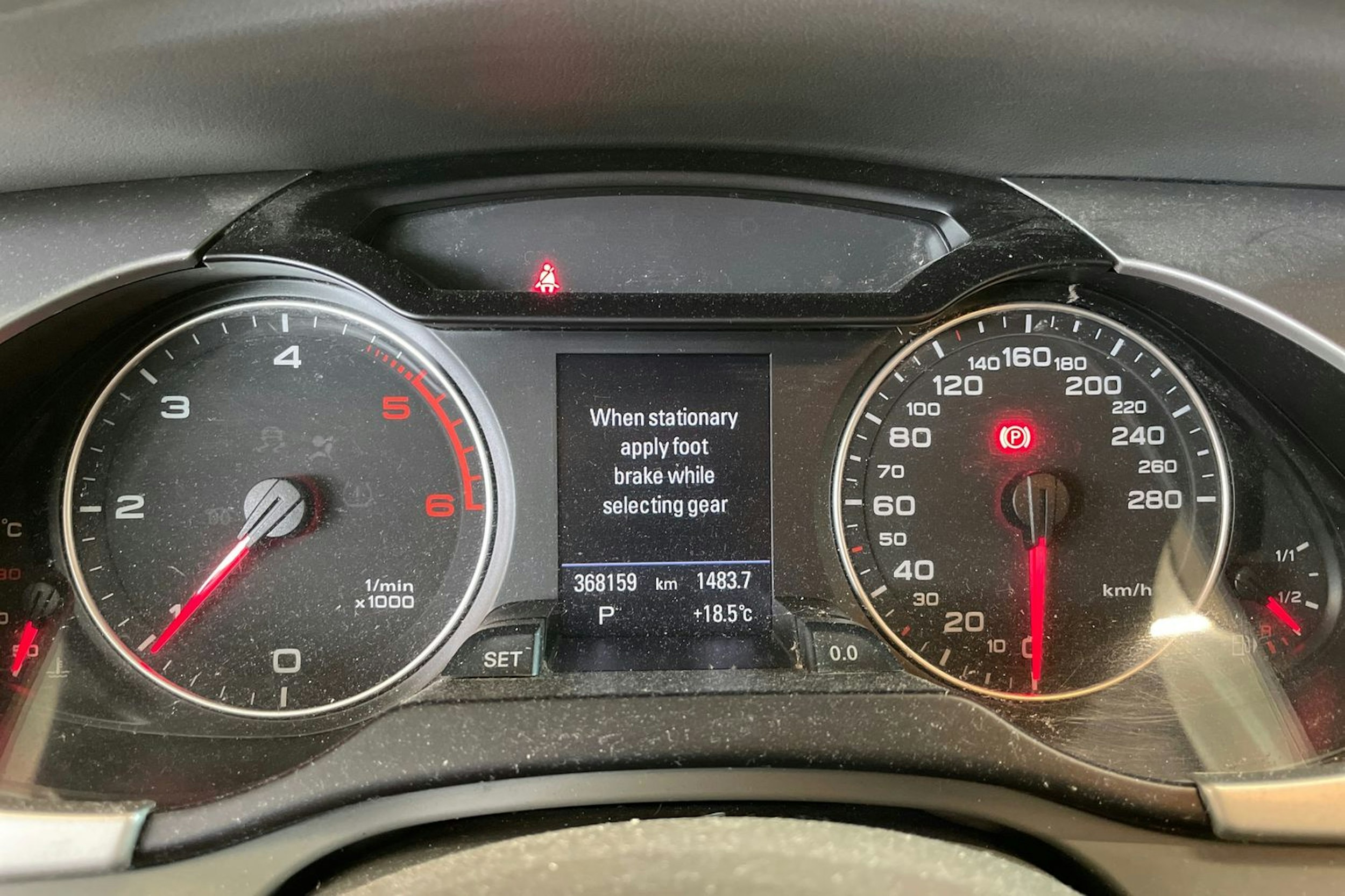 Musta Audi A4 2009 kuva 13.