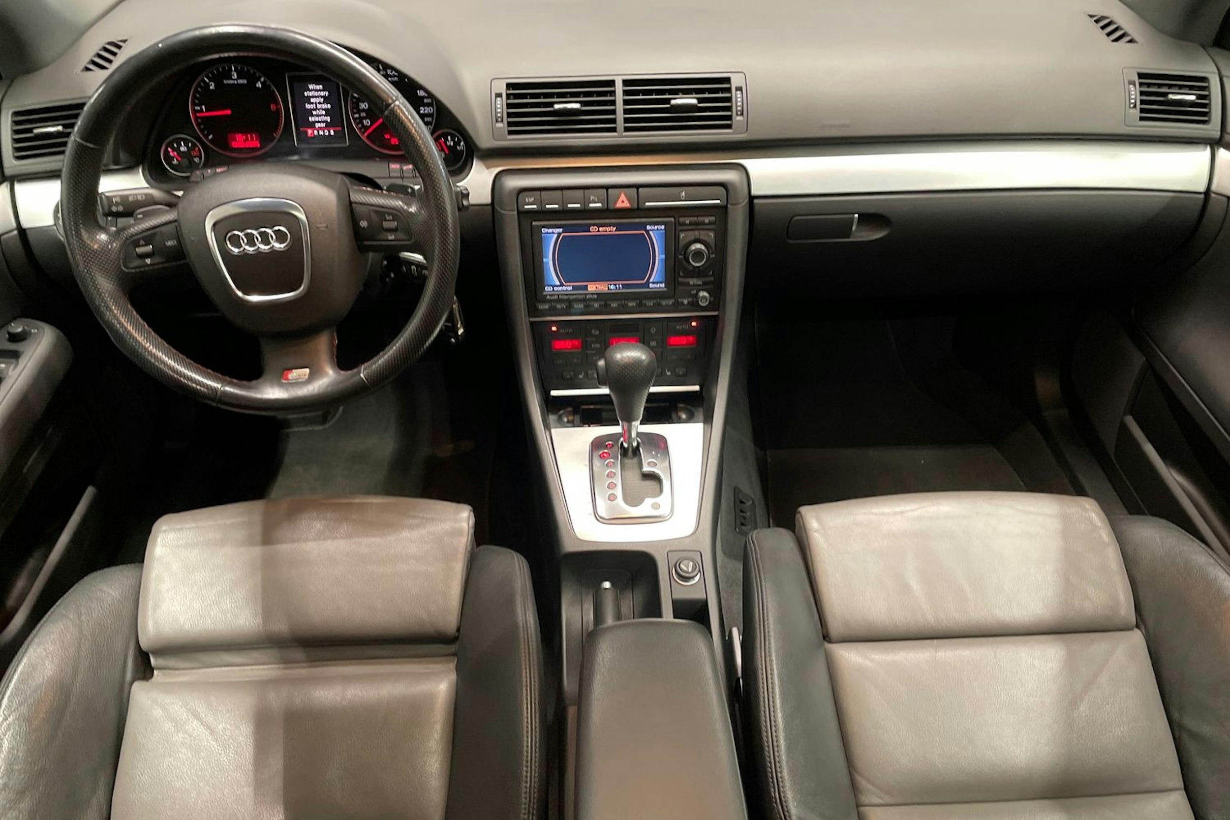 Sininen Audi A4 2008 kuva 9.