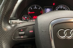 Sininen Audi A4 2008 kuva 24.
