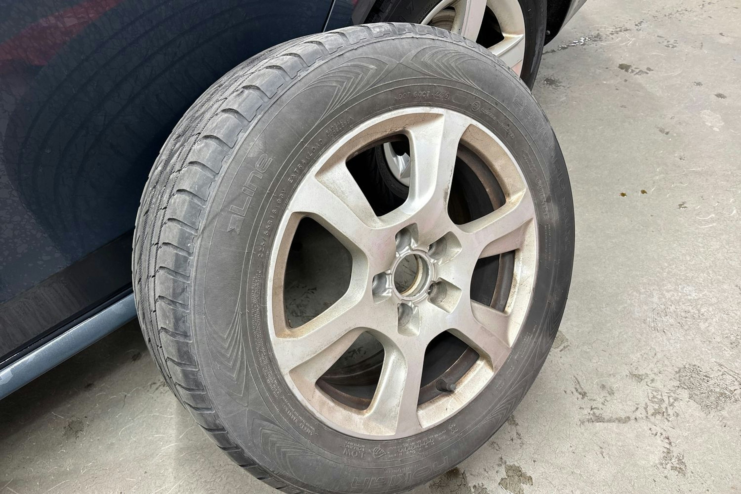 Harmaa Audi A4 2009 kuva 10.