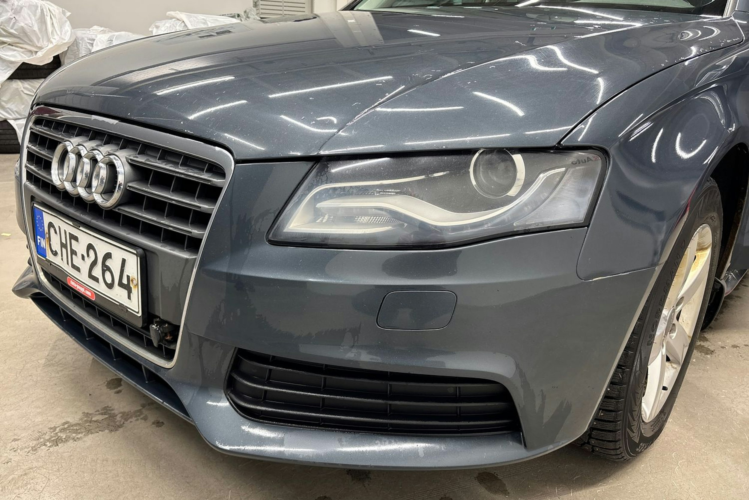 Harmaa Audi A4 2009 kuva 25.