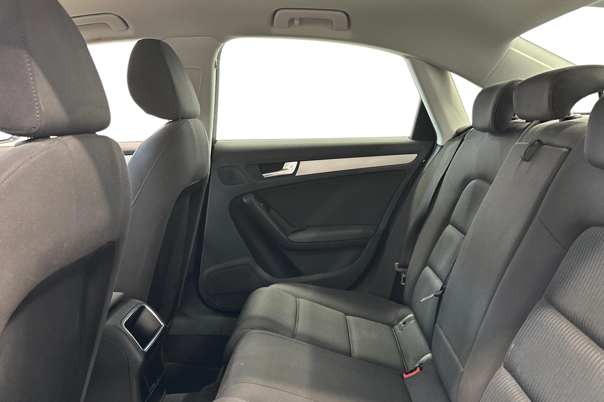 harmaa Audi A4 2009 kuva 8.