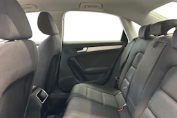 harmaa Audi A4 2009 kuva 8.