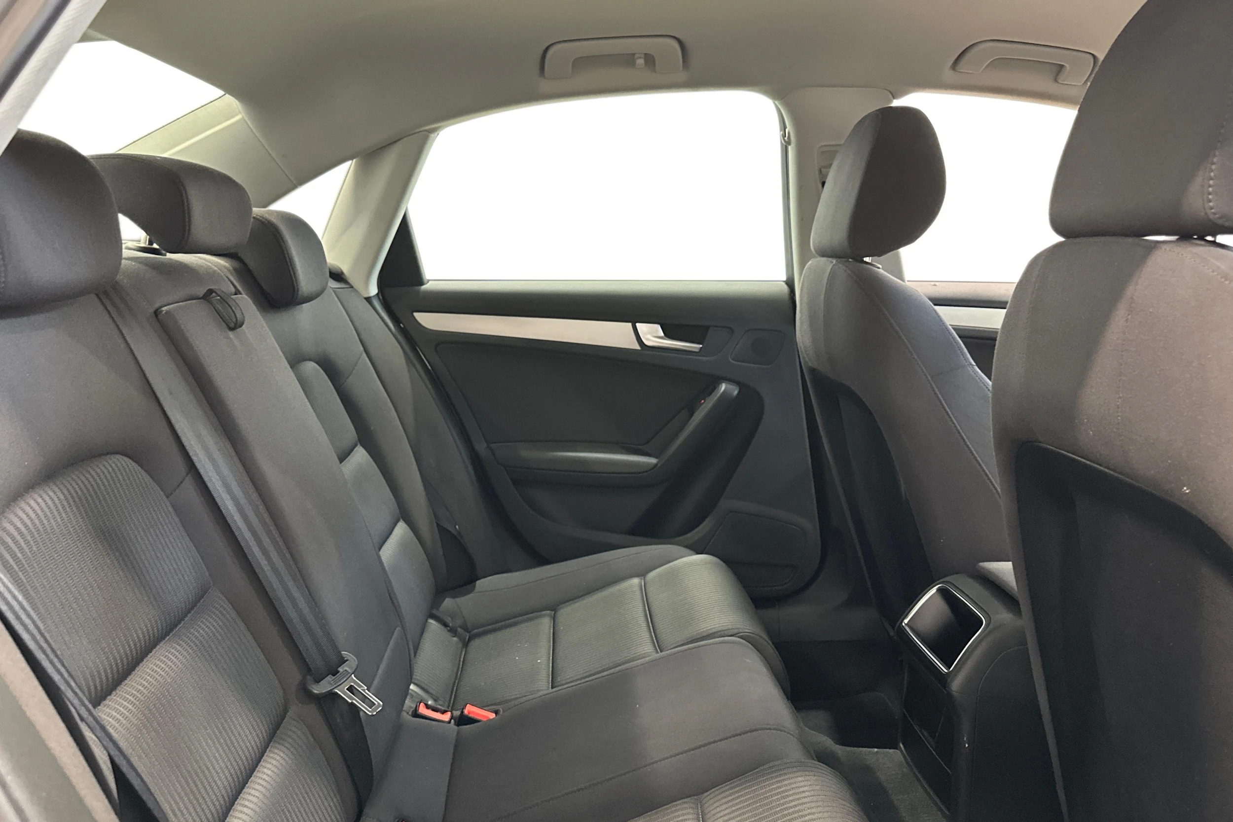 harmaa Audi A4 2009 kuva 9.
